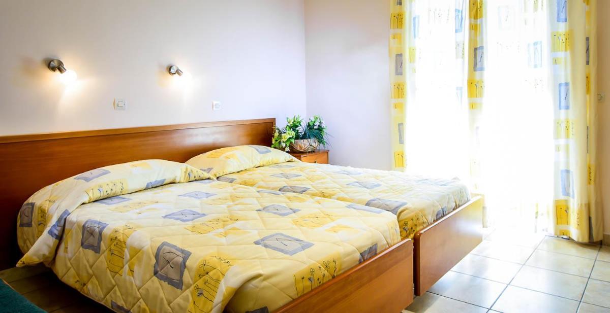 Athina Hotel *