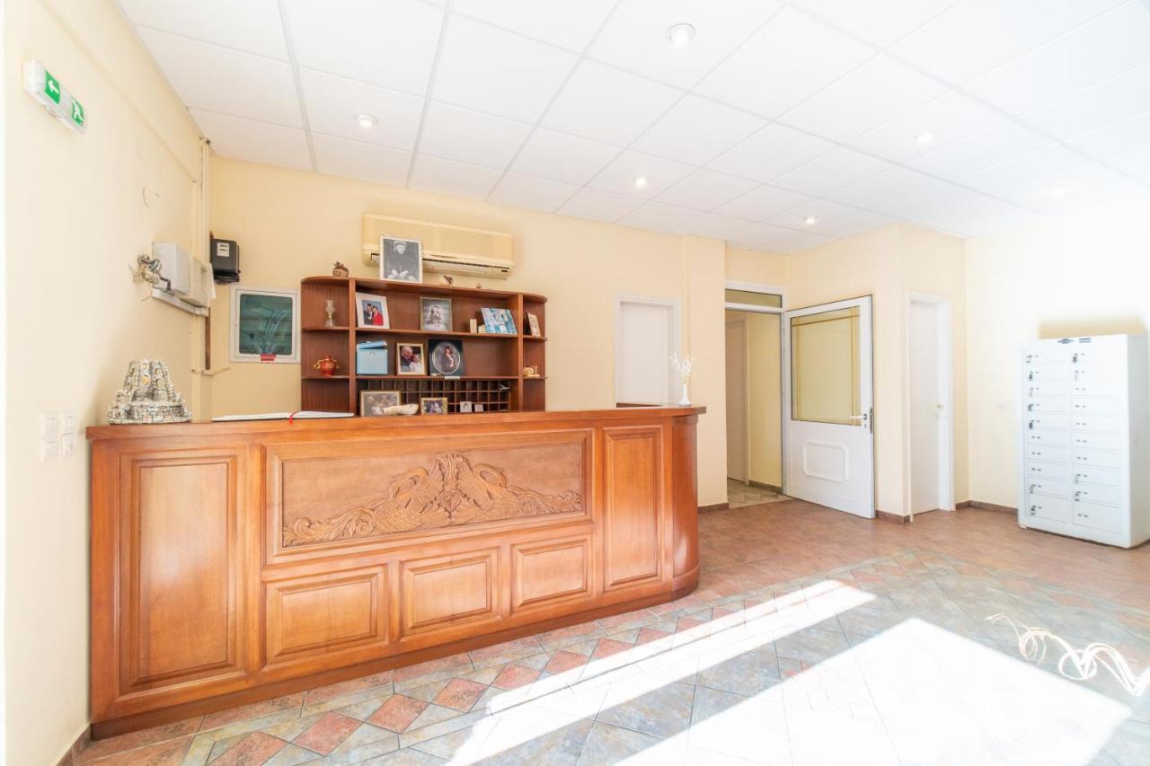 Athina Hotel